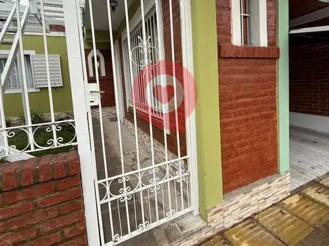 Casa + Departamento Barrio Belgrano Apto Credito