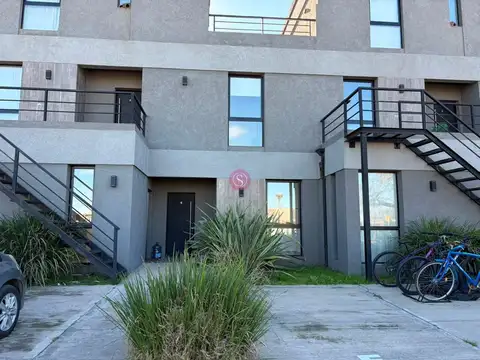 Departamento Dúplex  en Alquiler en El Aljibe, Pilar, G.B.A. Zona Norte