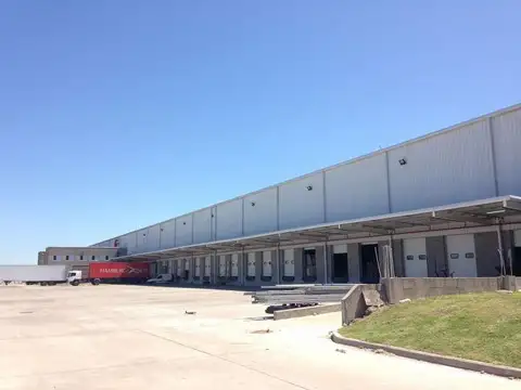 Deposito en alquiler en Esteban Echeverria