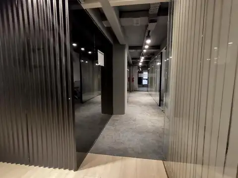 AMPLIO PISO DE OFICINAS EN NUÑEZ