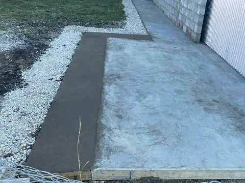 433 bis entre J. Newbery y calle 32, a metros de acceso a Rumencó