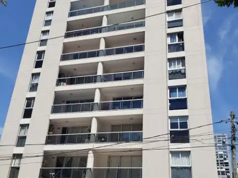 Maestro Angel D'elia 900, Piso 4