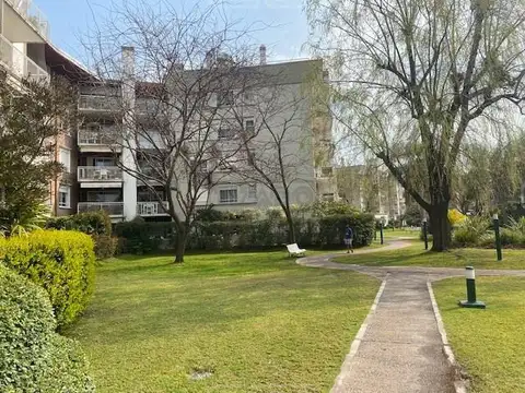 Monseñor Larumbe 3100