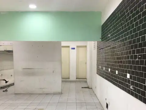 ALQUILA EXCELENTE LOCAL EN ESQUINA COMERCIAL EN SAN FERNANDO