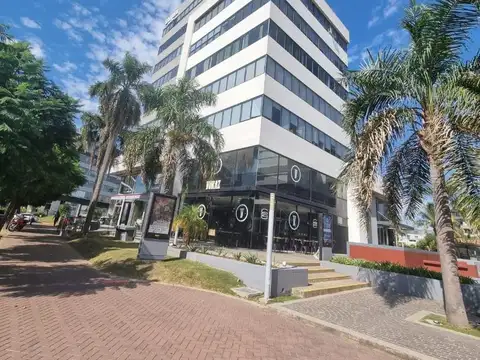 Avenida Del Caminante 100