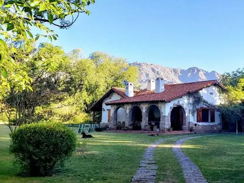Casa en Venta - Las Calles - Traslasierras
