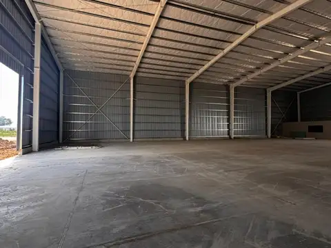 Galpon en Venta 50  mts Fondo