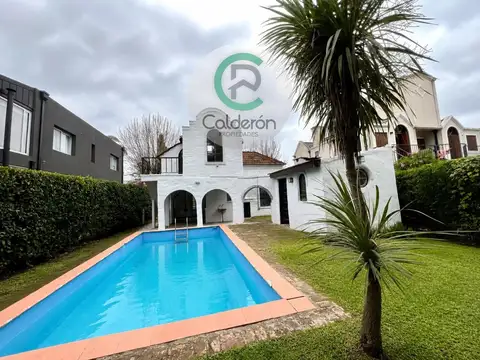Casa en Venta Country Club Banco Provincia  a Reciclar