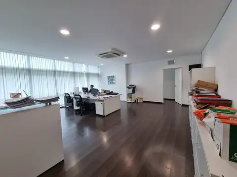Oficina en Venta en Lisandro De La Torre, USD 119.000