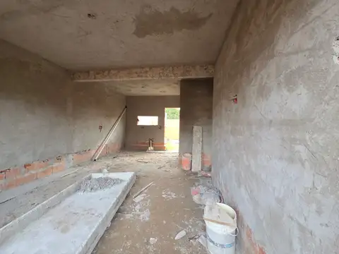 Casa 3 ambientes con 1 baño