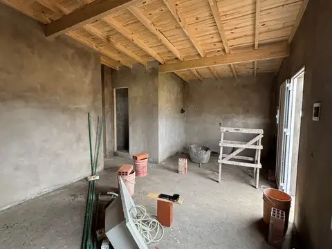 Casa 3 ambientes con 1 baño