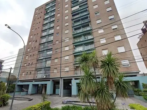 España 1000, Piso 8