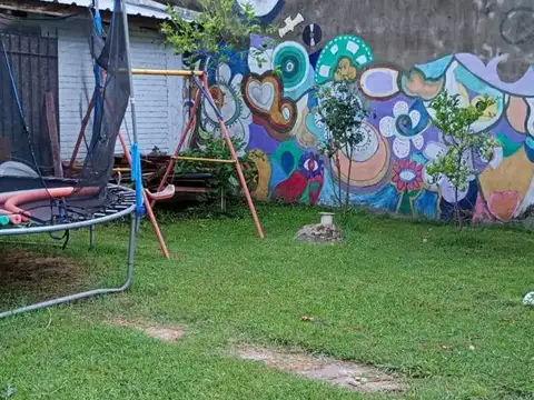 Casa en venta - 2 Dormitorios 1 Baño - Paso del Rey