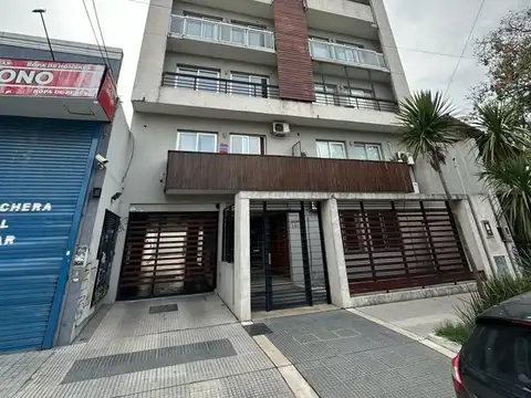 Departamento 2 ambientes en venta – Centro de Moreno