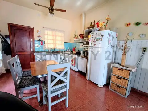 VENTA CASA 3 AMBIENTES CASTELAR NORTE