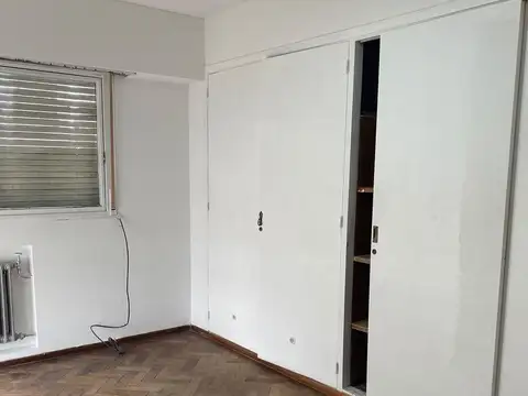 Departamento dos dormitorios + comodín en alquiler - Rosario centro