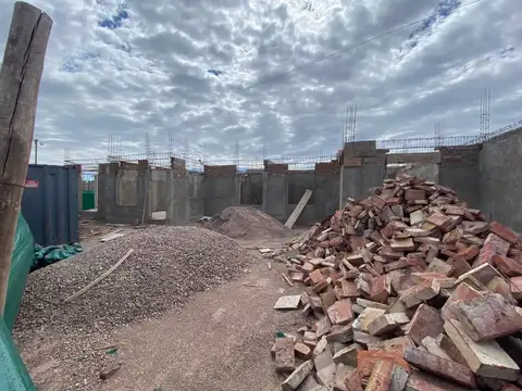 Casa 3 ambientes con 1 baño