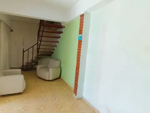 Depto Tipo Casa en Venta 72 años