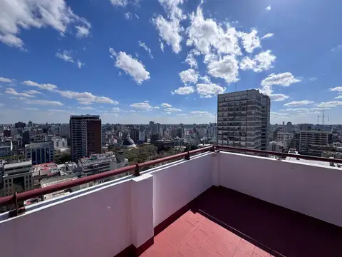 Penthouse / Dúplex en Belgrano / Cochera fija y baulera / Dueño vende
