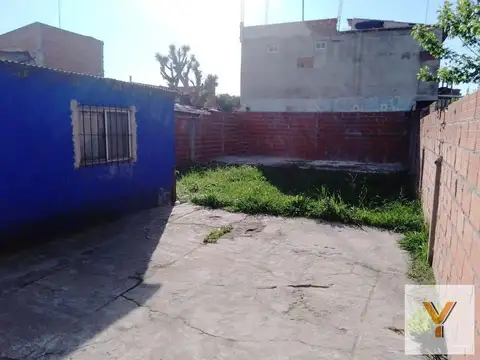 Benito Lynch e/ Avenida Crisologo Larralde y Don Orione