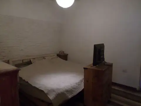 VENTA CASA LANUS CON TERRENO PROPIO 8,66 X 78 MTS