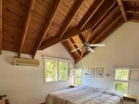 Casa 4 ambientes con 3 baños