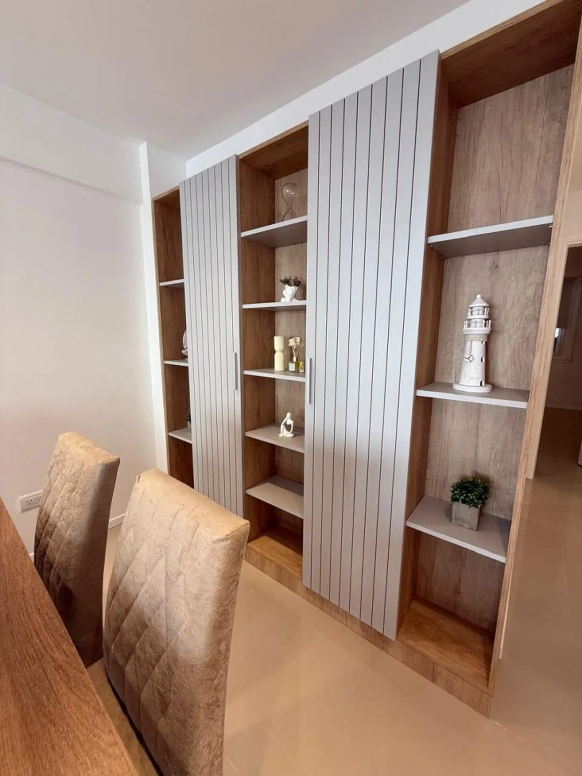 Depto 2 amb con dependencia, 54m² y vista lateral al mar — Punta Iglesia