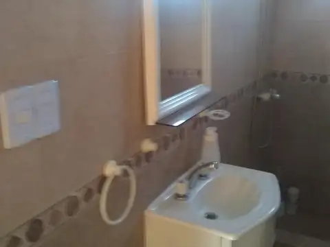 Depto Tipo Casa 2 ambientes con 1 baño