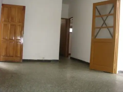 Depto Tipo Casa en Alquiler de 2 dormitorios