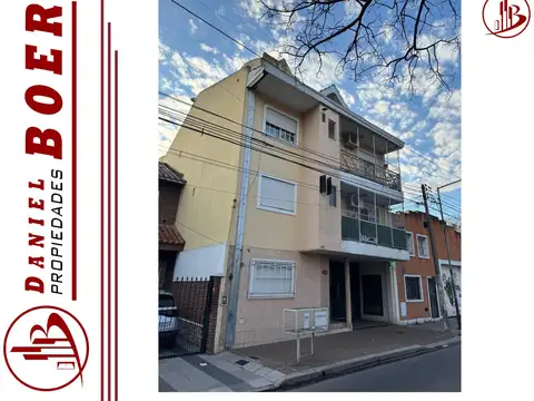 3 Ambientes con terraza propia