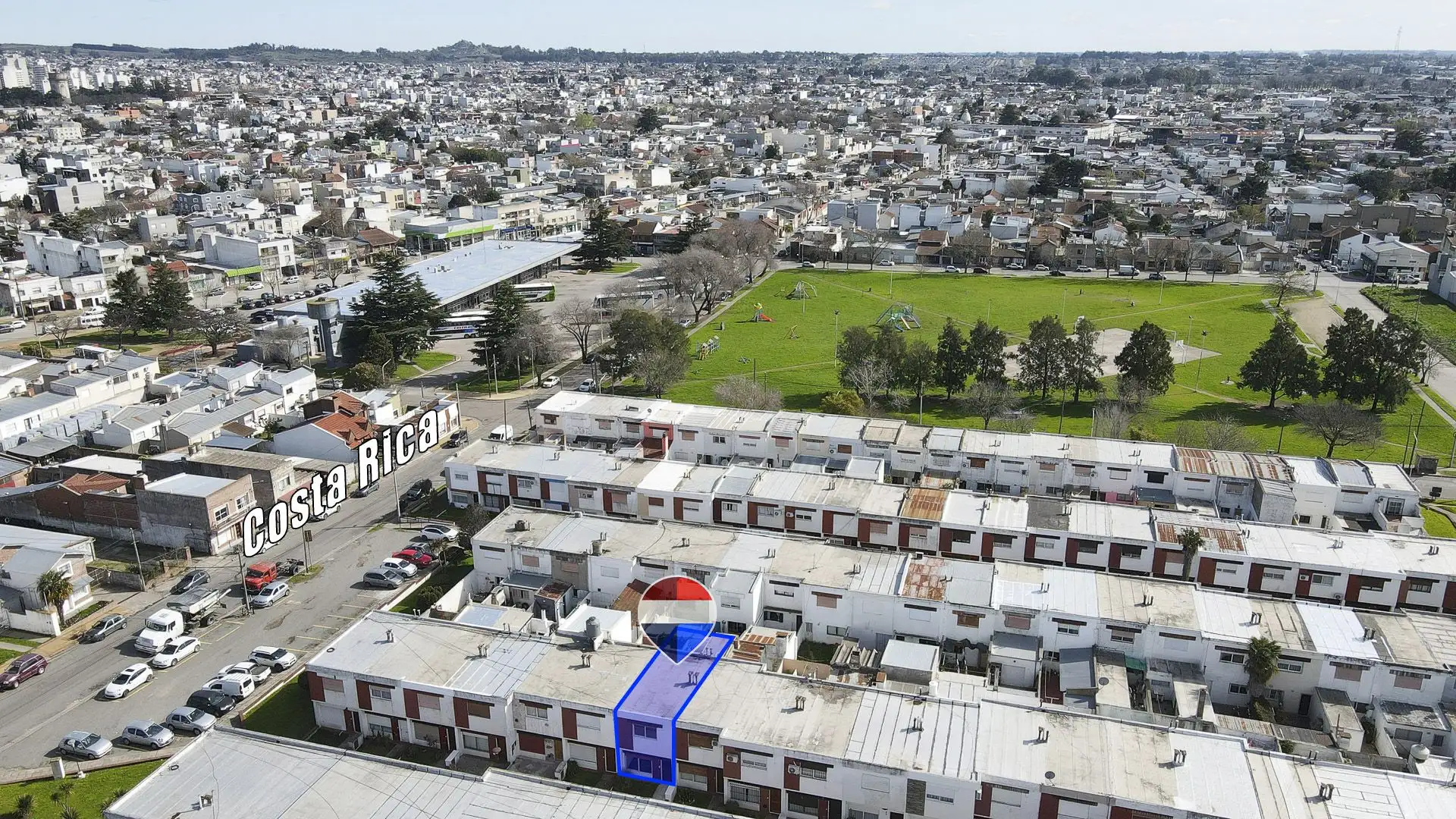 VENTA DEPARTAMENTO TIPO DUPLEX 3 DORM PATIO TANDIL