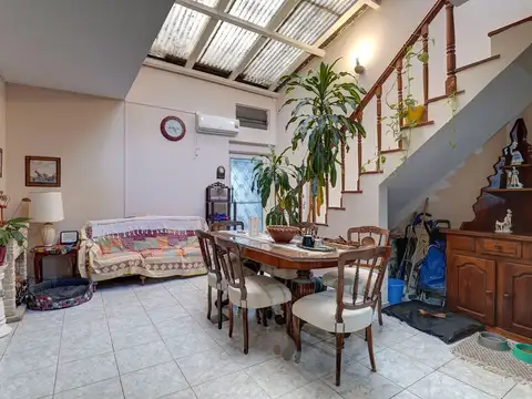 Depto Tipo Casa en Venta en Velez Sarsfield, USD 137.000
