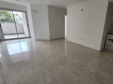 Domingo F. Sarmiento 1300, Piso 1