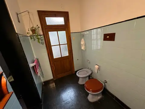 Casa 2 dormitorios cochera - Rodríguez 700