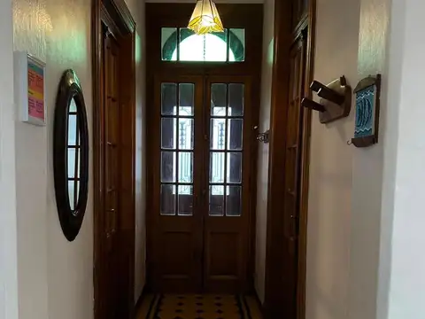 Casa 2 dormitorios cochera - Rodríguez 700