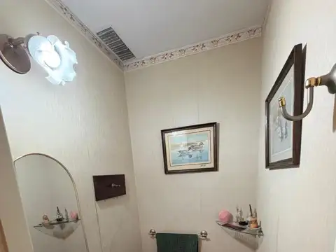 Depto Tipo Casa en Venta con 1 cocheras