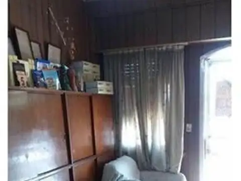 Depto Tipo Casa en Venta en Lanus Oeste, USD 80.000