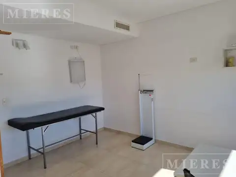 Lirios del Talar, Gral. José Artigas al 3100  Consultorio 52