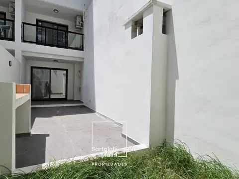 VENTA | CHACABUCO 1834, PB-04 | Monoambiente con patio