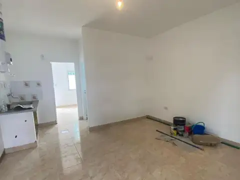 Monseñor De Andrea  al 2300