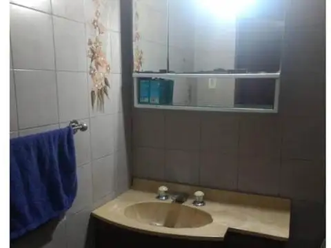 CASA TIPO CHALET 3 AMB. AMPLIOS CON PARQUE QUINCHO Y PILETA