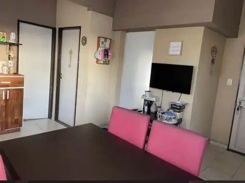 Depto Tipo Casa 4 ambientes con 1 baño