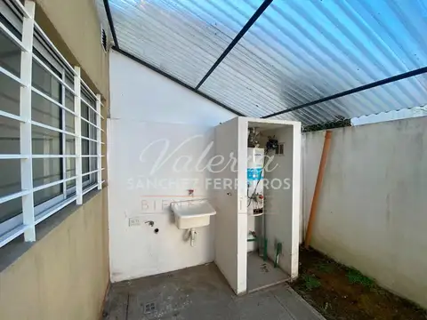 Departamento en Alquiler con 1 cocheras