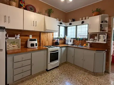 Depto Tipo Casa en Venta con 1 cocheras