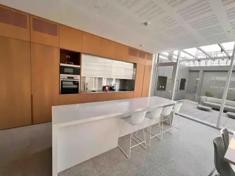 TEMPORARIO DE MONO MUY LUMINOSO CON AMENITIES 