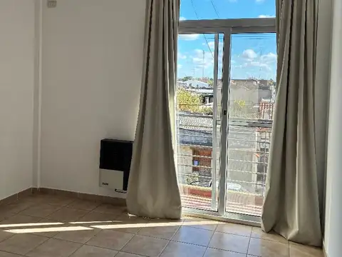 Departamento en Alquiler en San Andres de Giles, $ 560.000