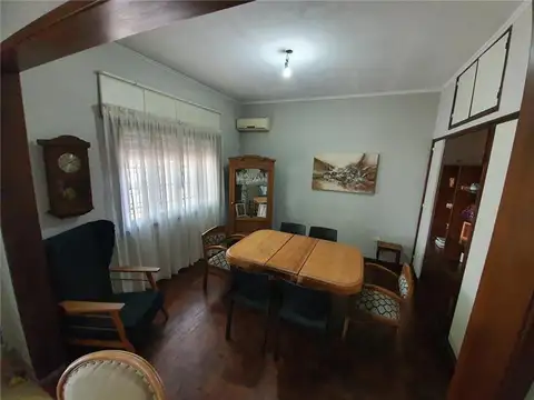 Depto Tipo Casa en Venta 40 años
