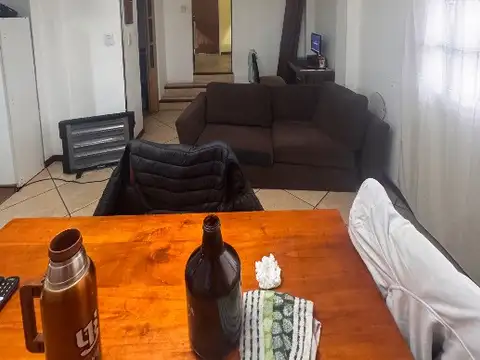 Depto Tipo Casa 3 ambientes con 1 baño