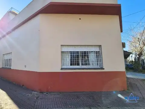 Casa  en Venta en Villa Lynch, San Martin, G.B.A. Zona Norte