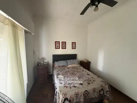 Casa en Venta con 4 cocheras